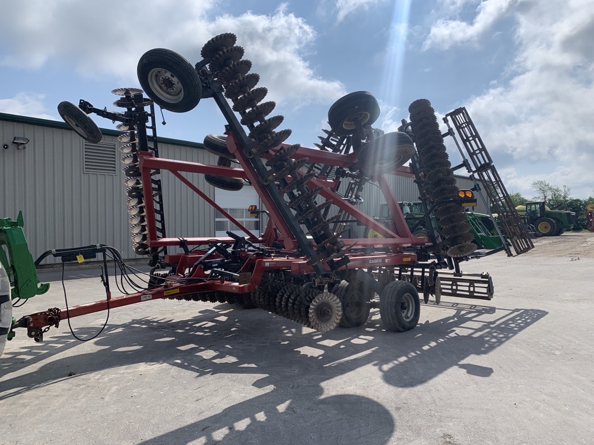 2010 Case IH 330 Image 1