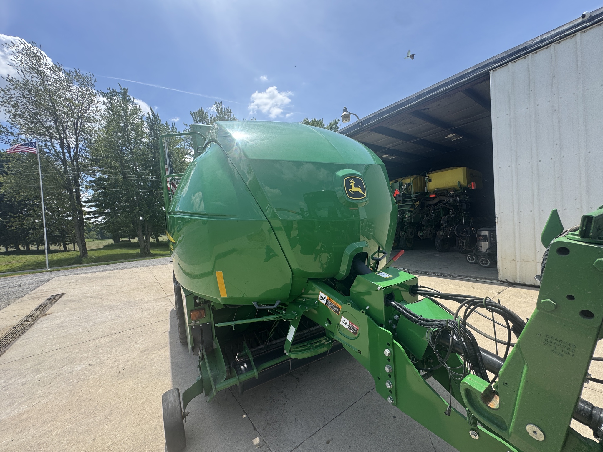 2018 John Deere L331 Large Square Baler Image 11