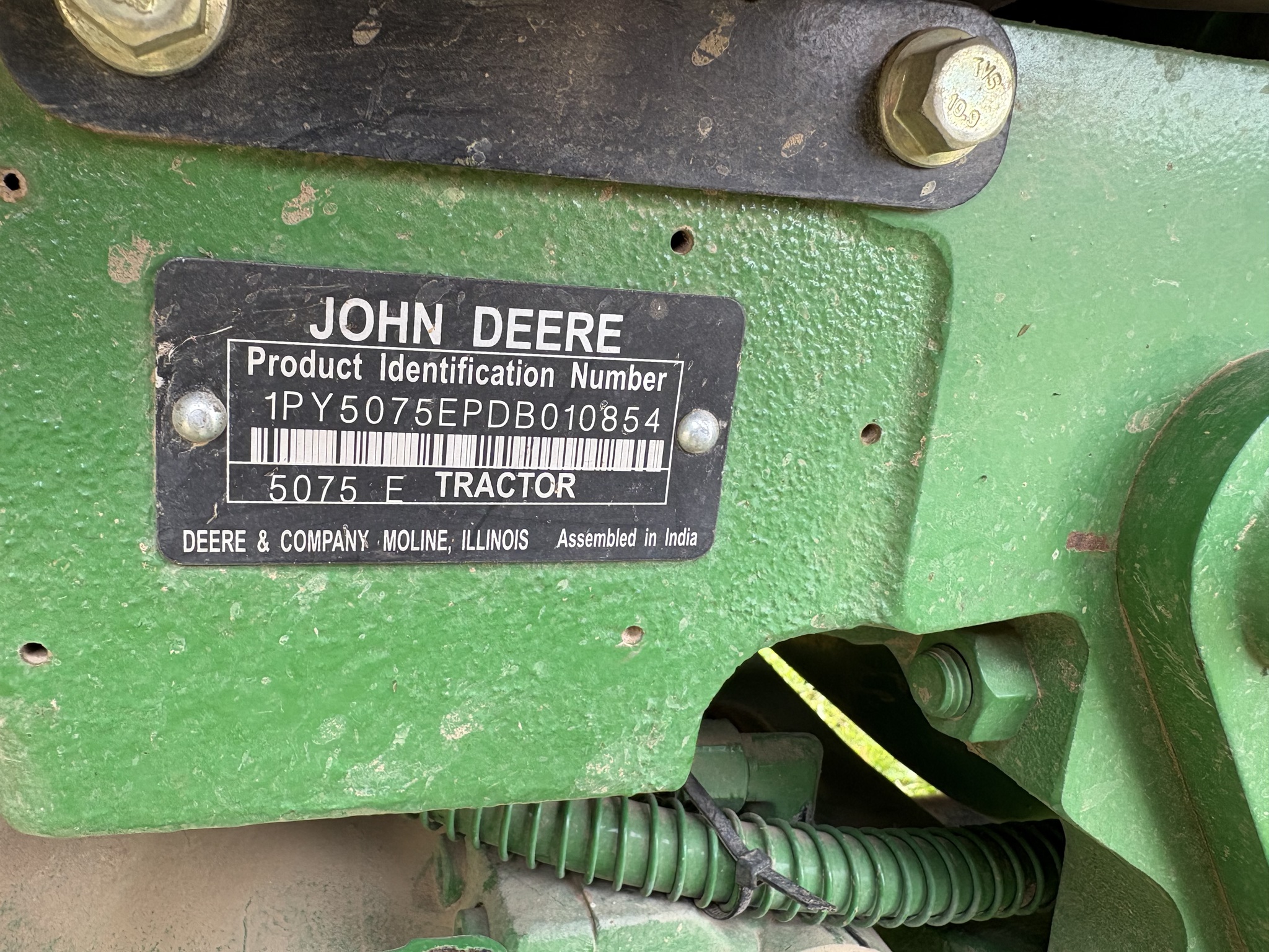 2013 John Deere 5075E Image 9