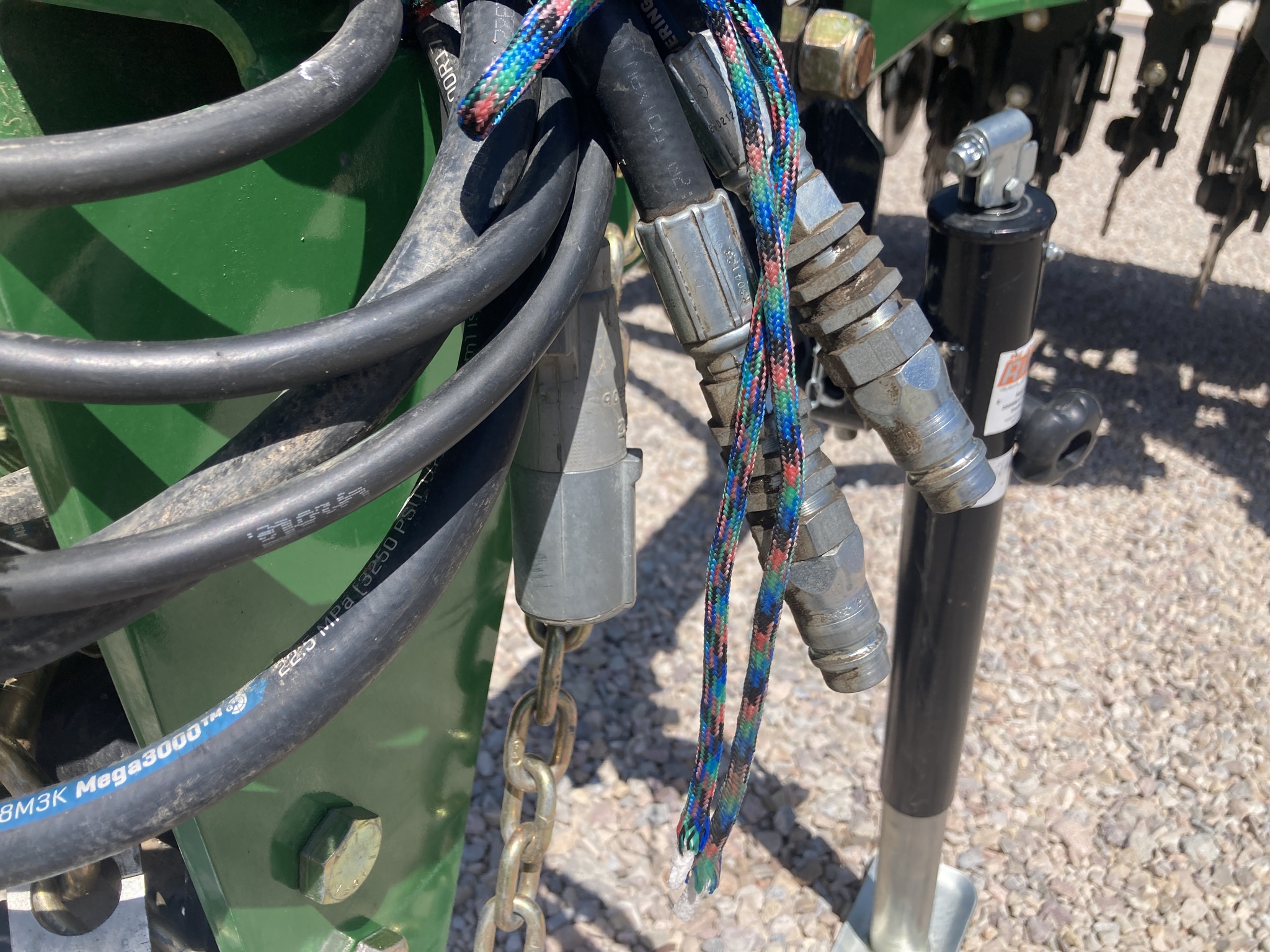 2023 Great Plains 1006NT Image 10