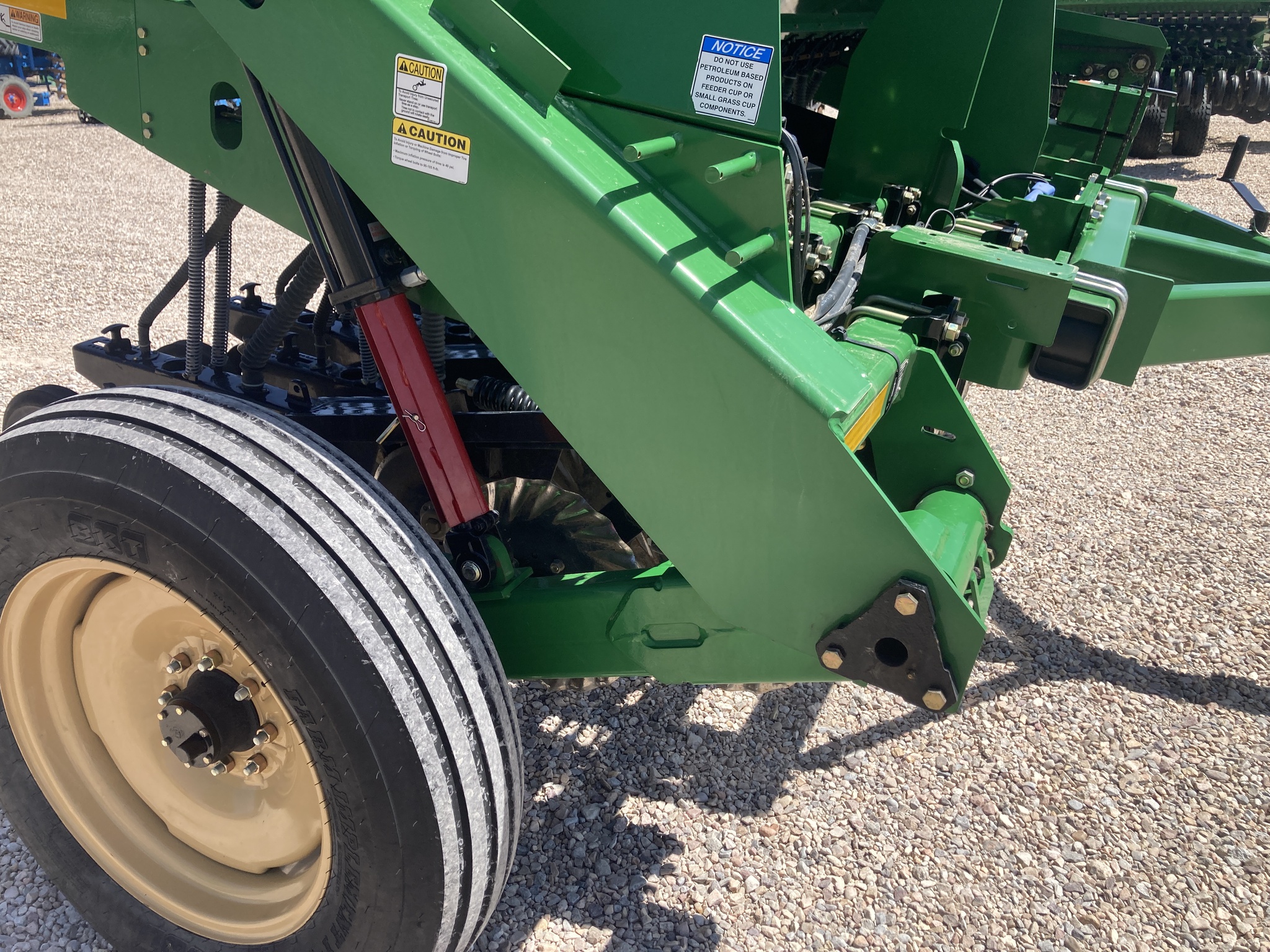 2023 Great Plains 1006NT Image 30