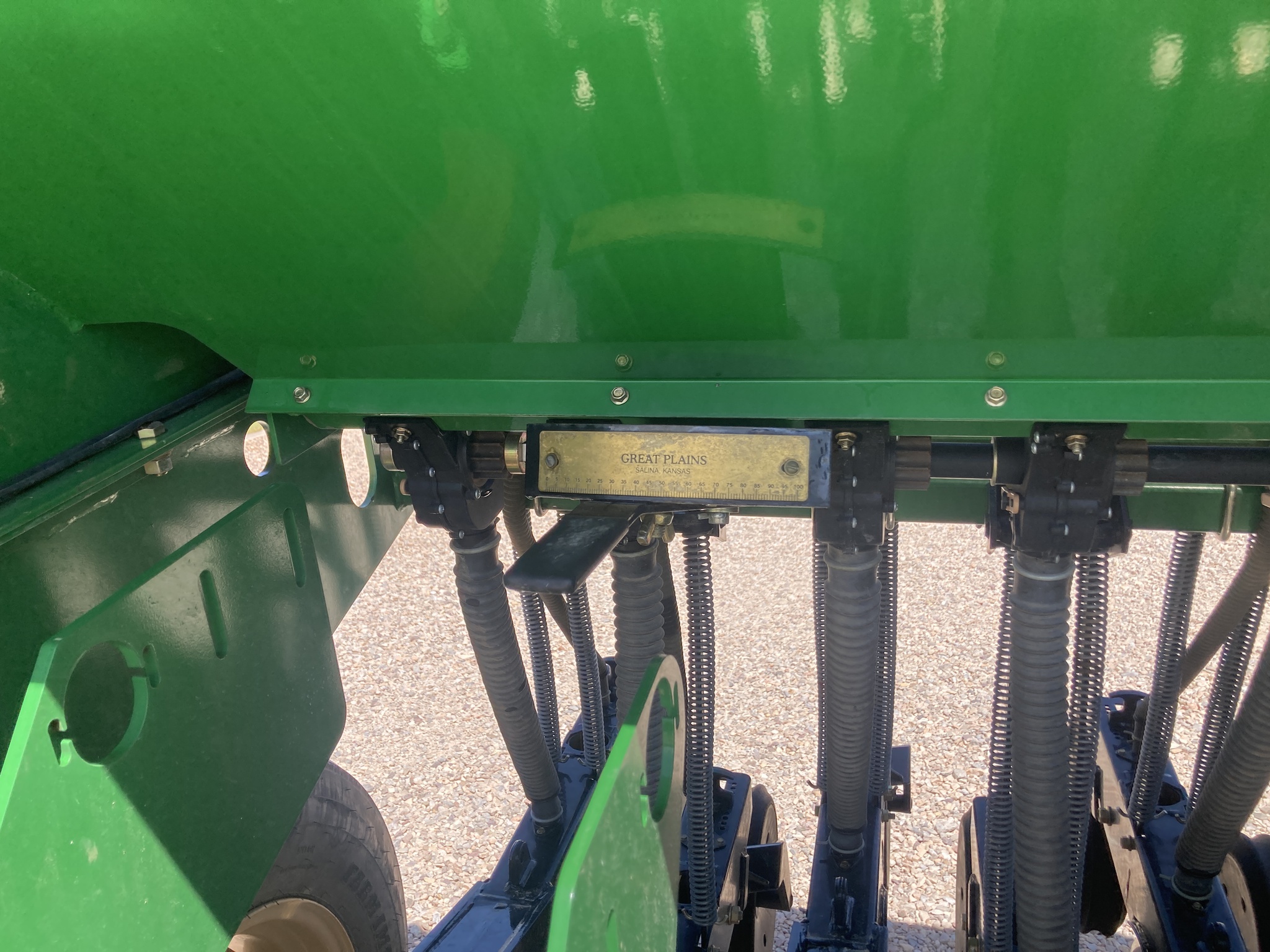 2023 Great Plains 1006NT Image 18