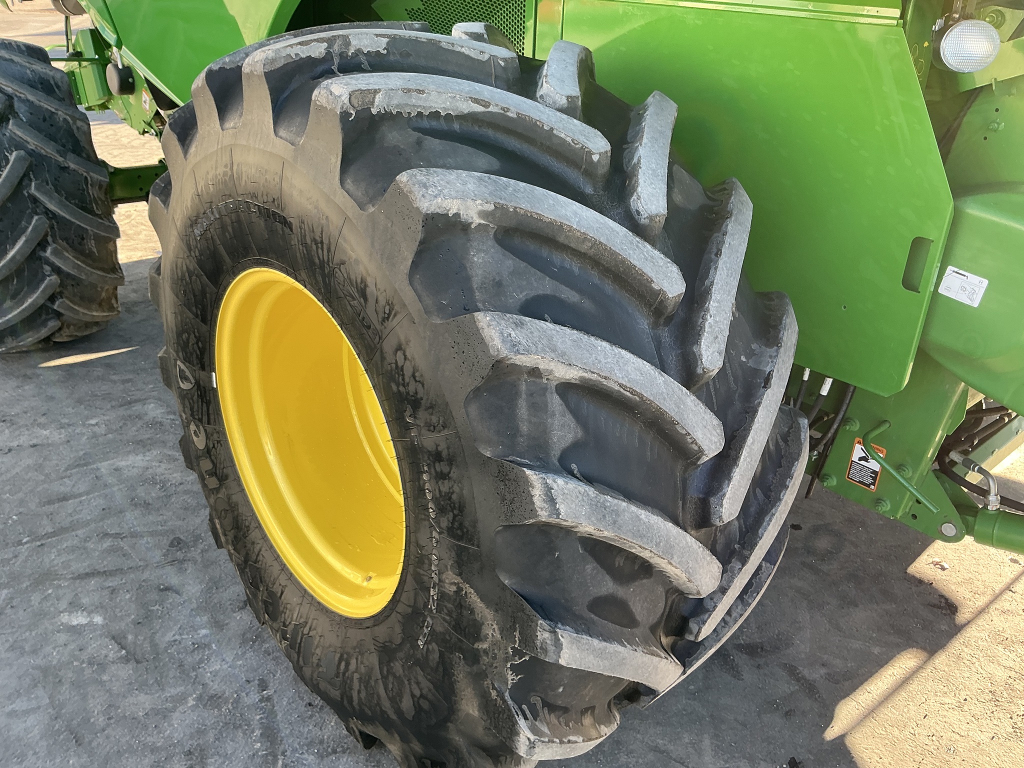 2020 John Deere S780 Image 13