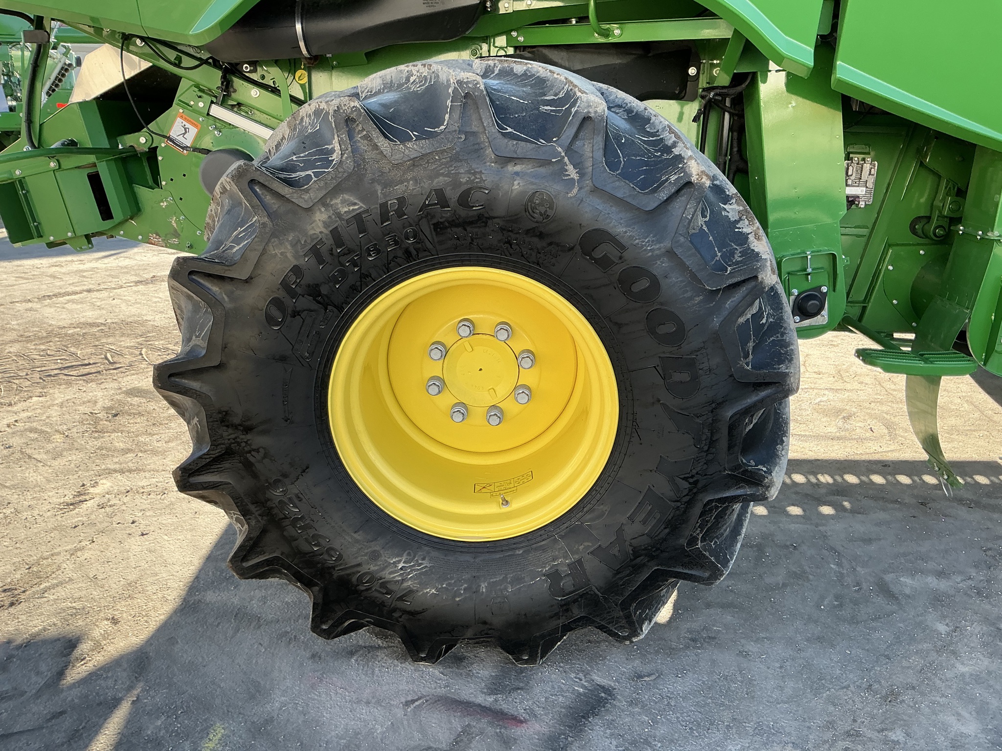 2020 John Deere S780 Image 10