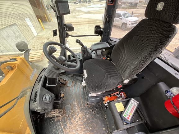 Photo of 2023 John Deere 344 P