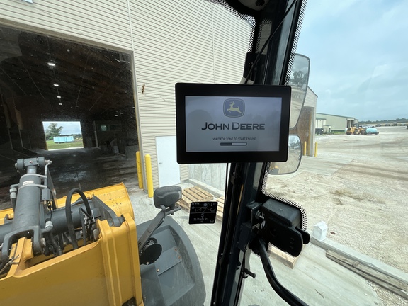 Photo of 2023 John Deere 344 P