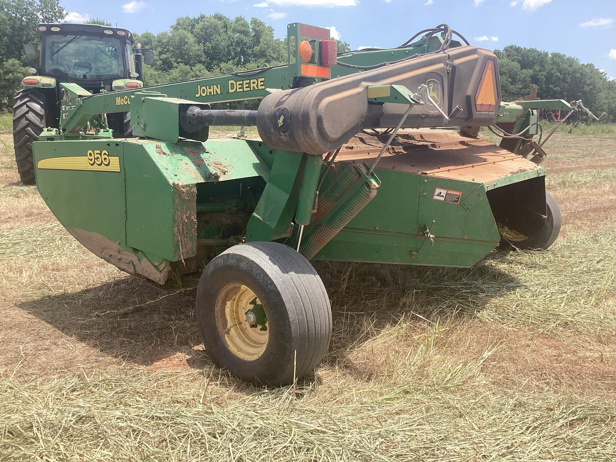 2012 John Deere 956 Image 9