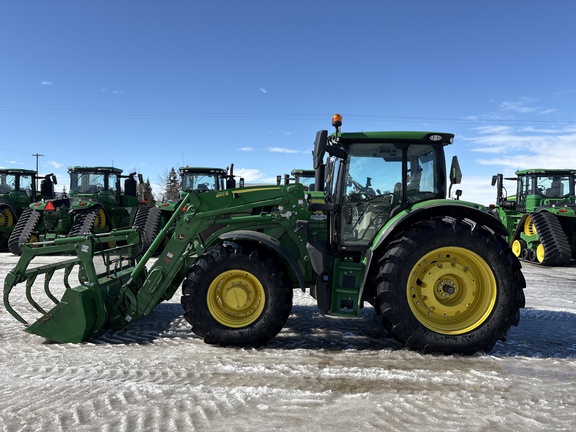 Used 2024 John Deere 6R 185 Row Crop Tractors at Horizon Ag & Turf in Lloydminster, AB - Photo2