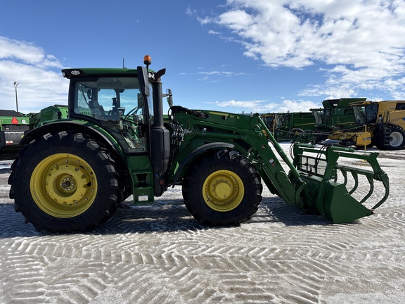 Used 2024 John Deere 6R 185 Row Crop Tractors at Horizon Ag & Turf in Lloydminster, AB - Photo5