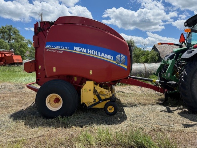 2014 New Holland Rollbelt 560 Image 1