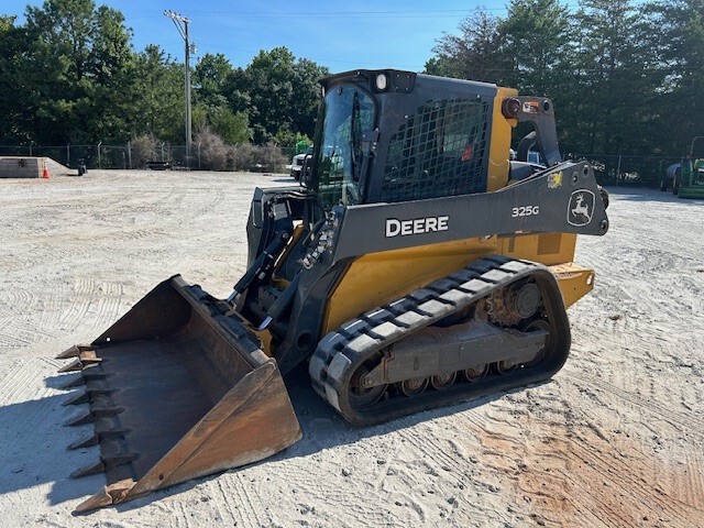 2024 John Deere 325G Image 3