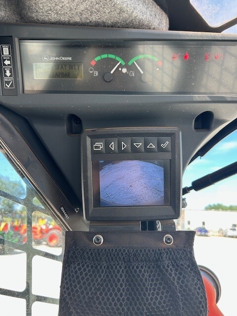 2024 John Deere 325G Image 4