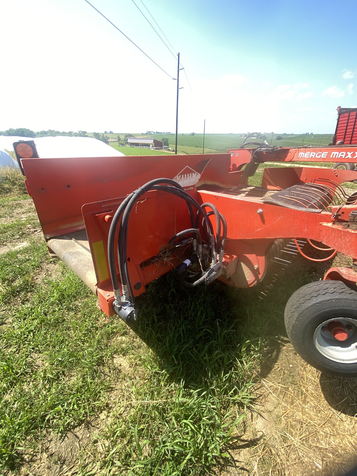 2015 Kuhn MM300 Image 5