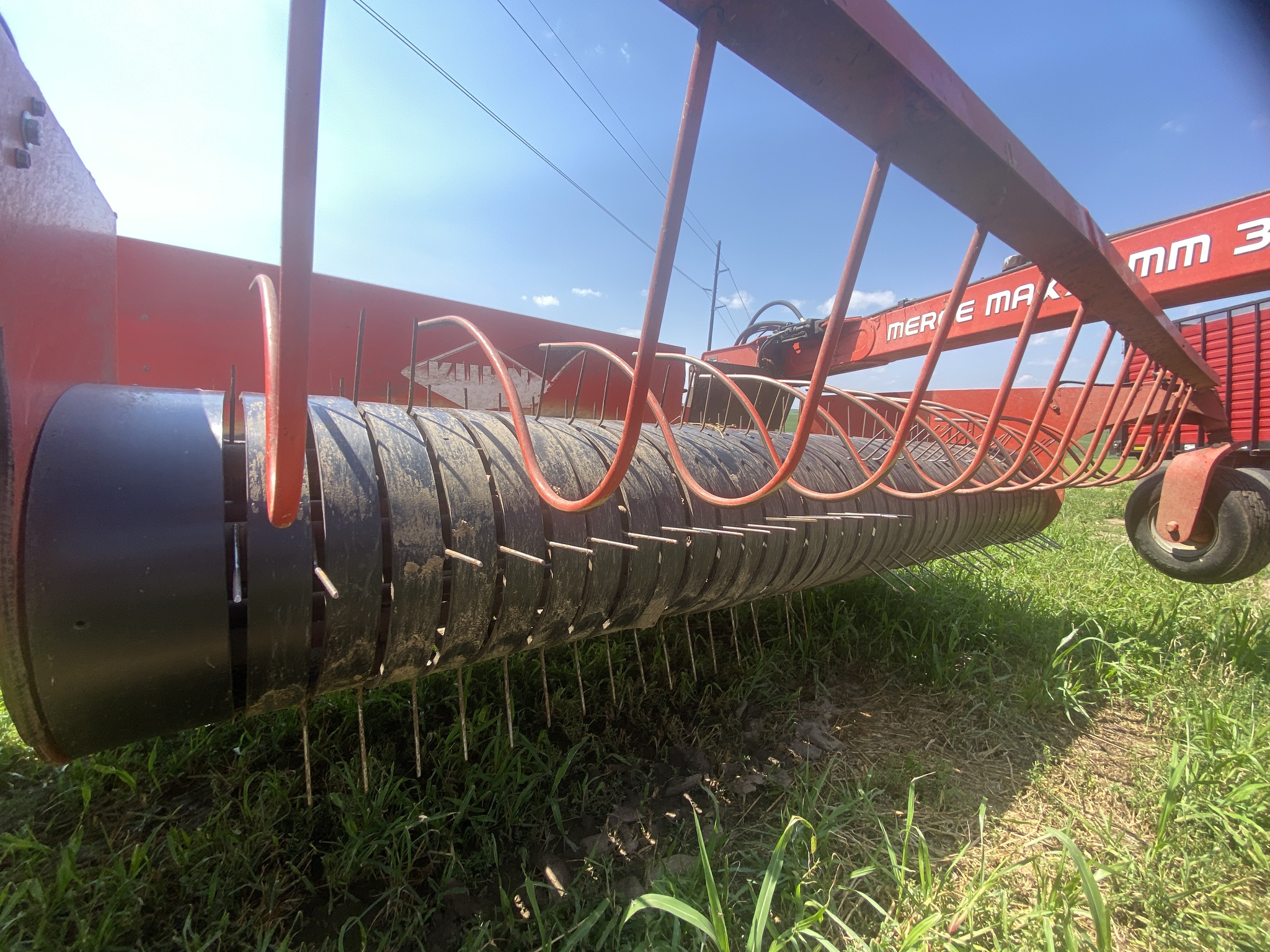 2015 Kuhn MM300 Image 8