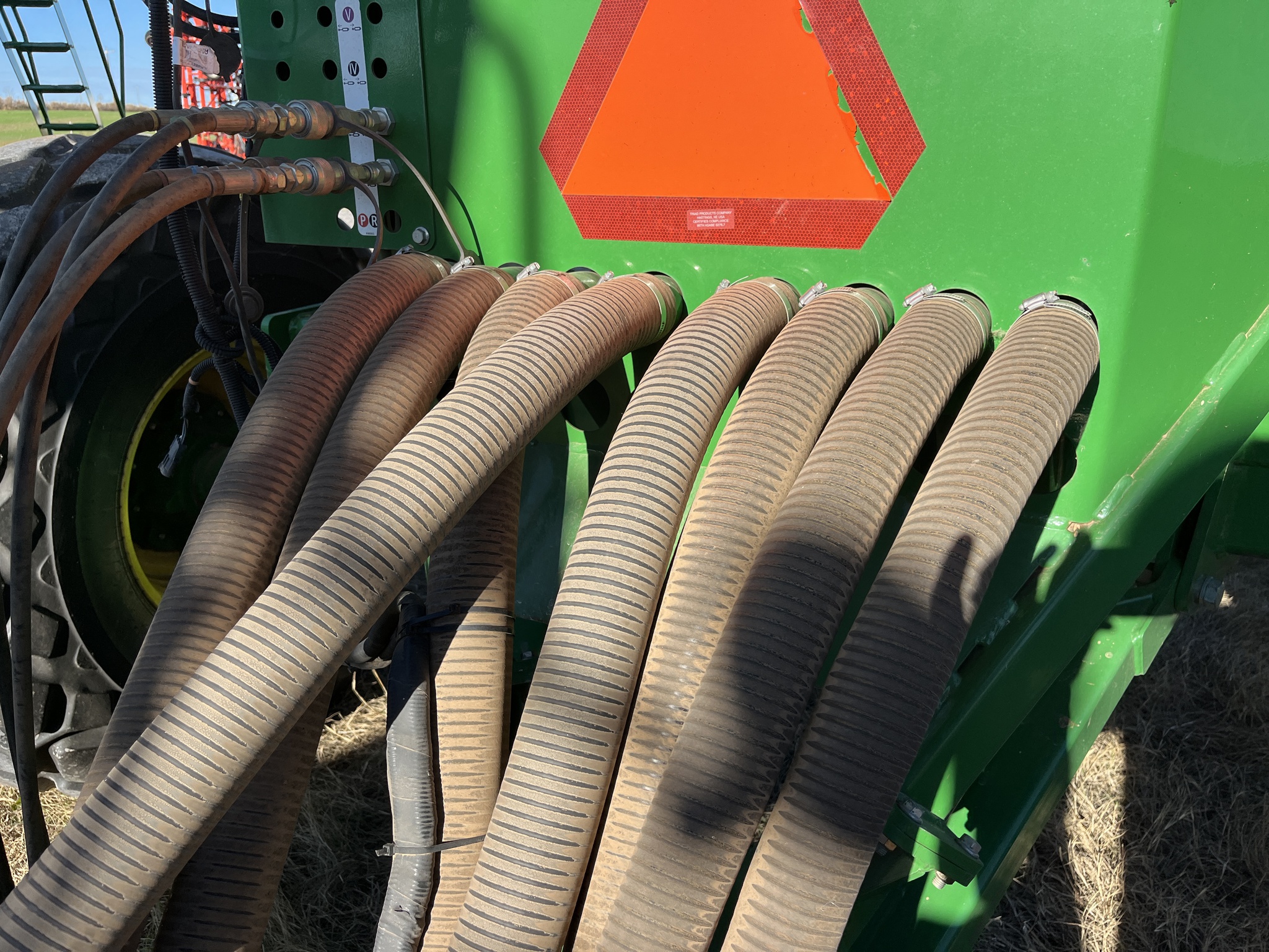 2011 John Deere 1890 Image 24