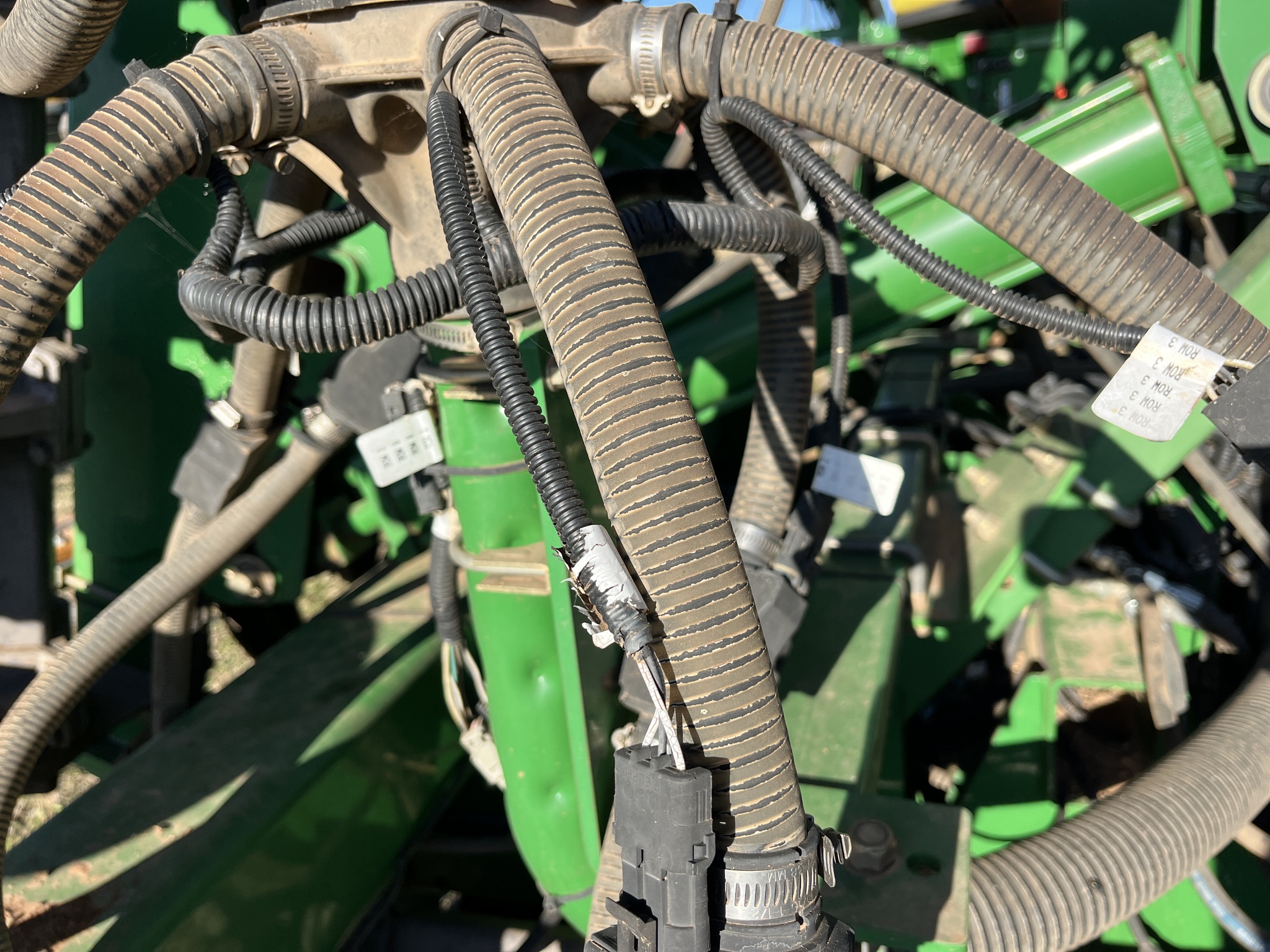 2011 John Deere 1890 Image 30