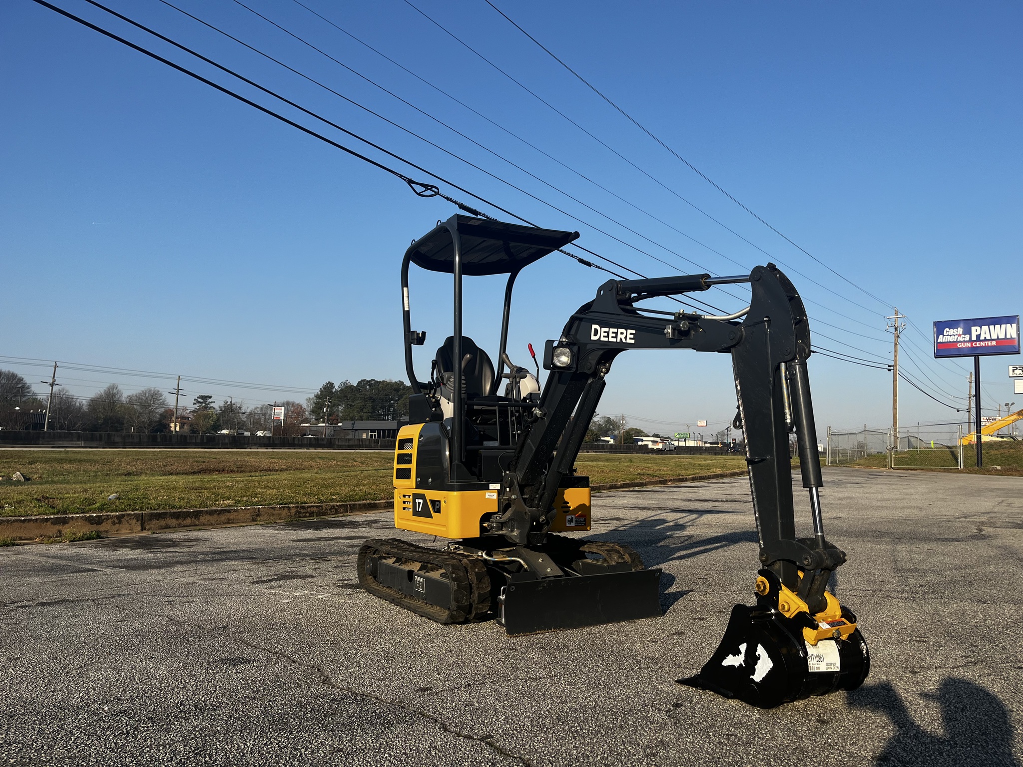 2025 John Deere 17 P Image 1