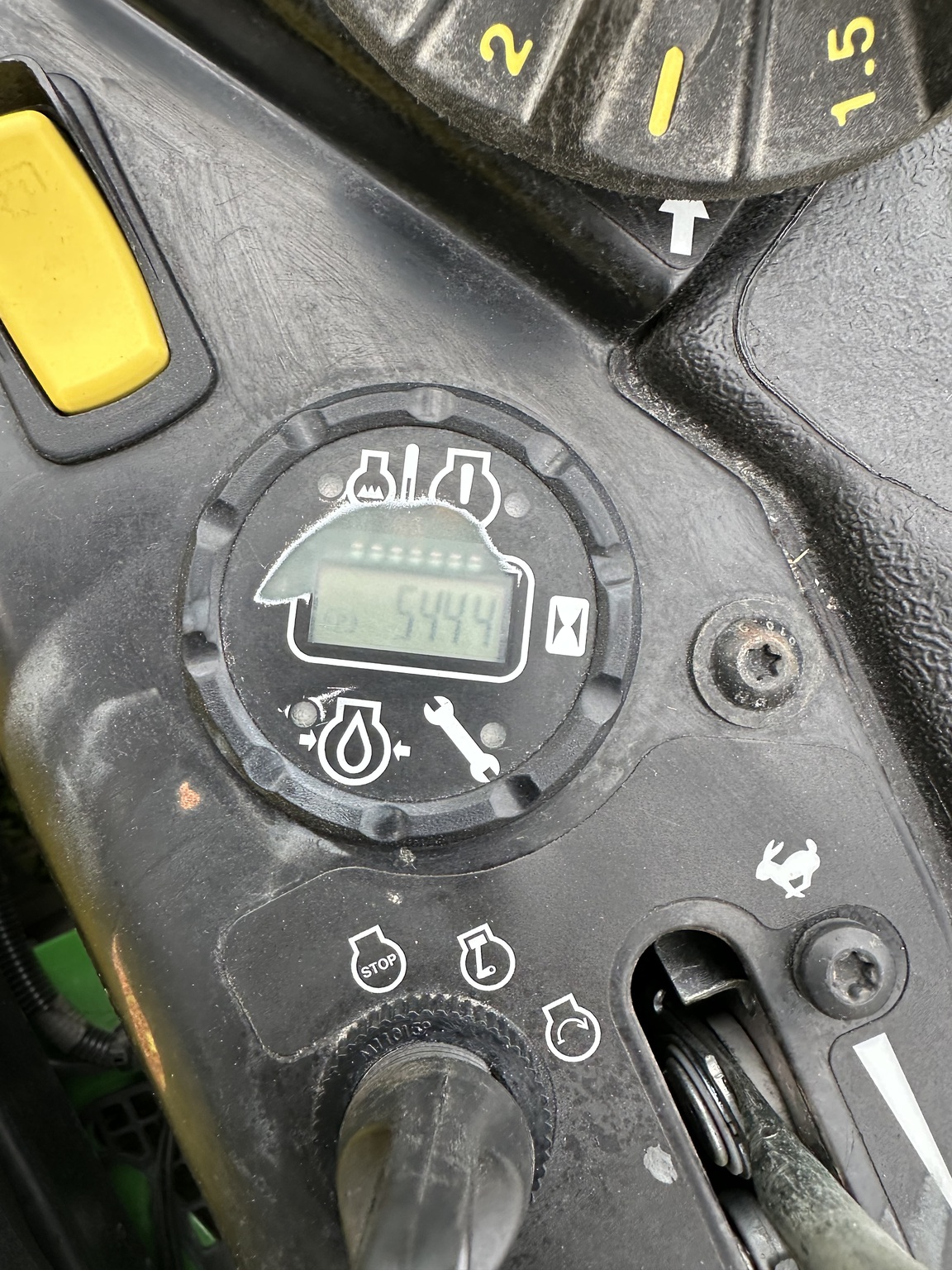 2024 John Deere Z950M Image 11