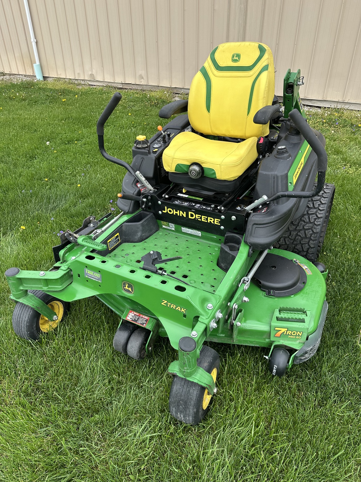 2024 John Deere Z950M Image 3