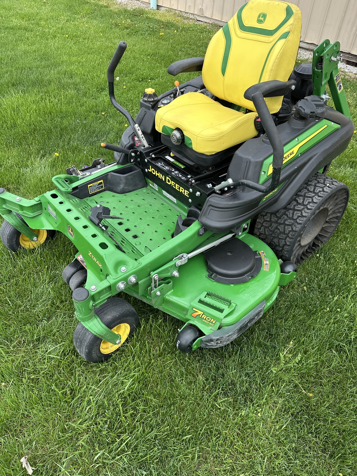 2024 John Deere Z950M Image 4