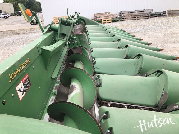 Photo of 2019 John Deere 712FC