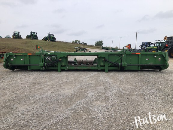 Photo of 2019 John Deere 712FC