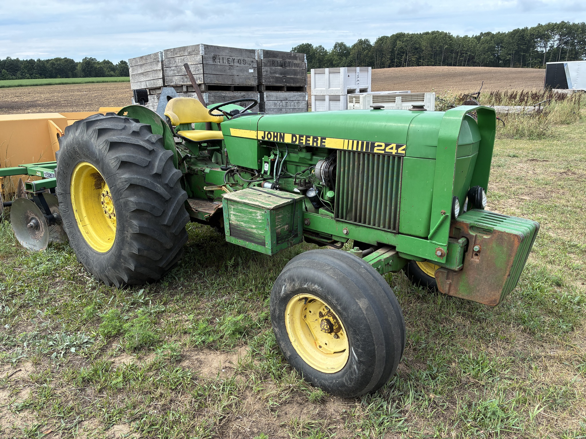 1979 John Deere 2440 Image 2
