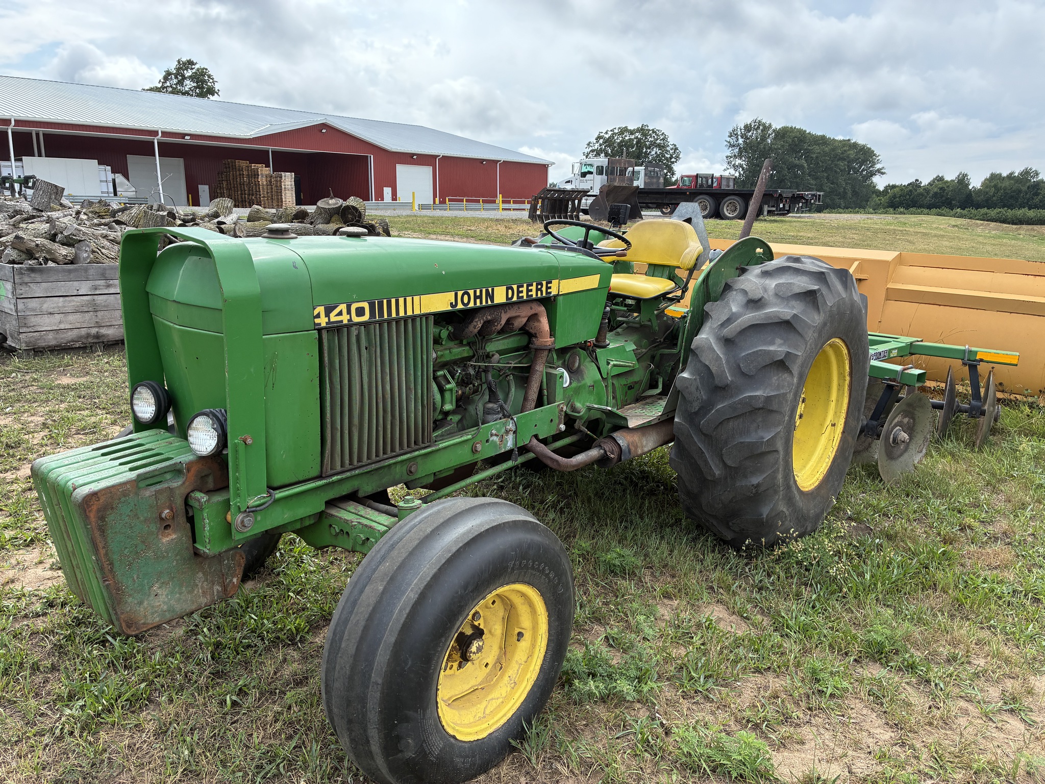 1979 John Deere 2440 Image 1