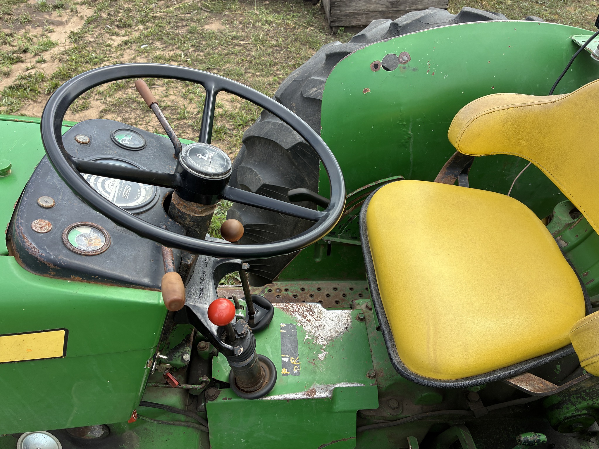 1979 John Deere 2440 Image 9