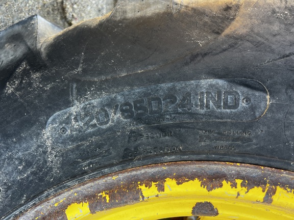 2019 John Deere 4066R - Photo11