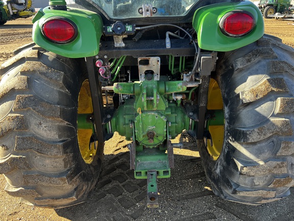 2019 John Deere 4066R - Photo19