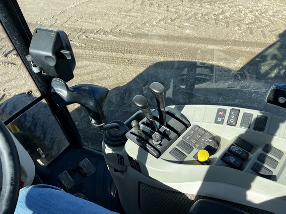 2019 John Deere 4066R - Photo29