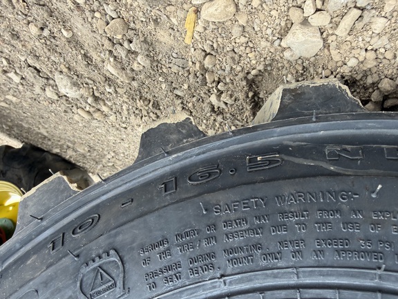 2019 John Deere 4066R - Photo9