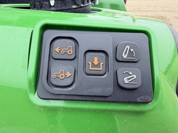 2019 John Deere 4066R - Photo18
