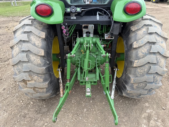 2019 John Deere 4066R - Photo19
