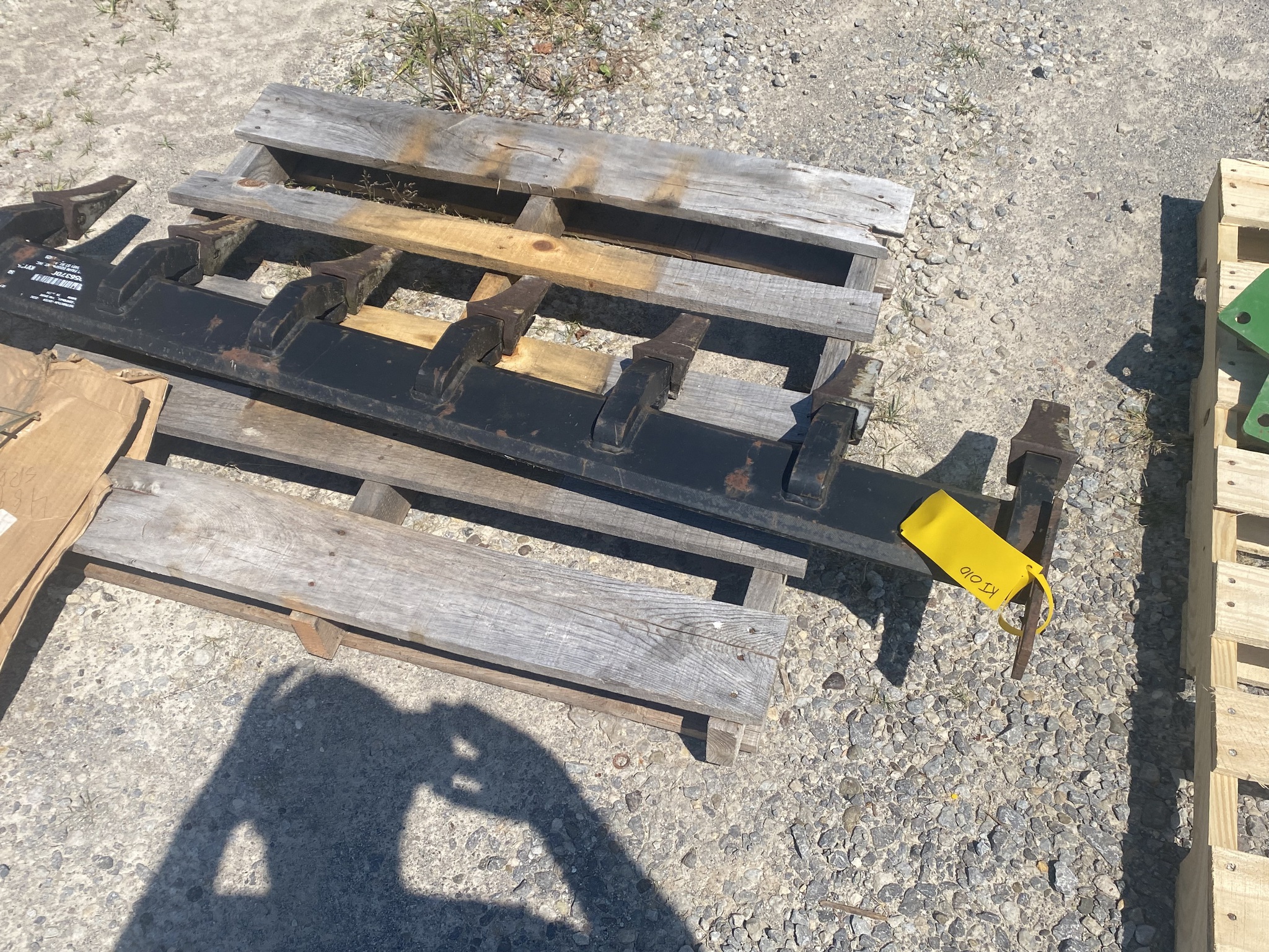 John Deere tooth bar Image 1