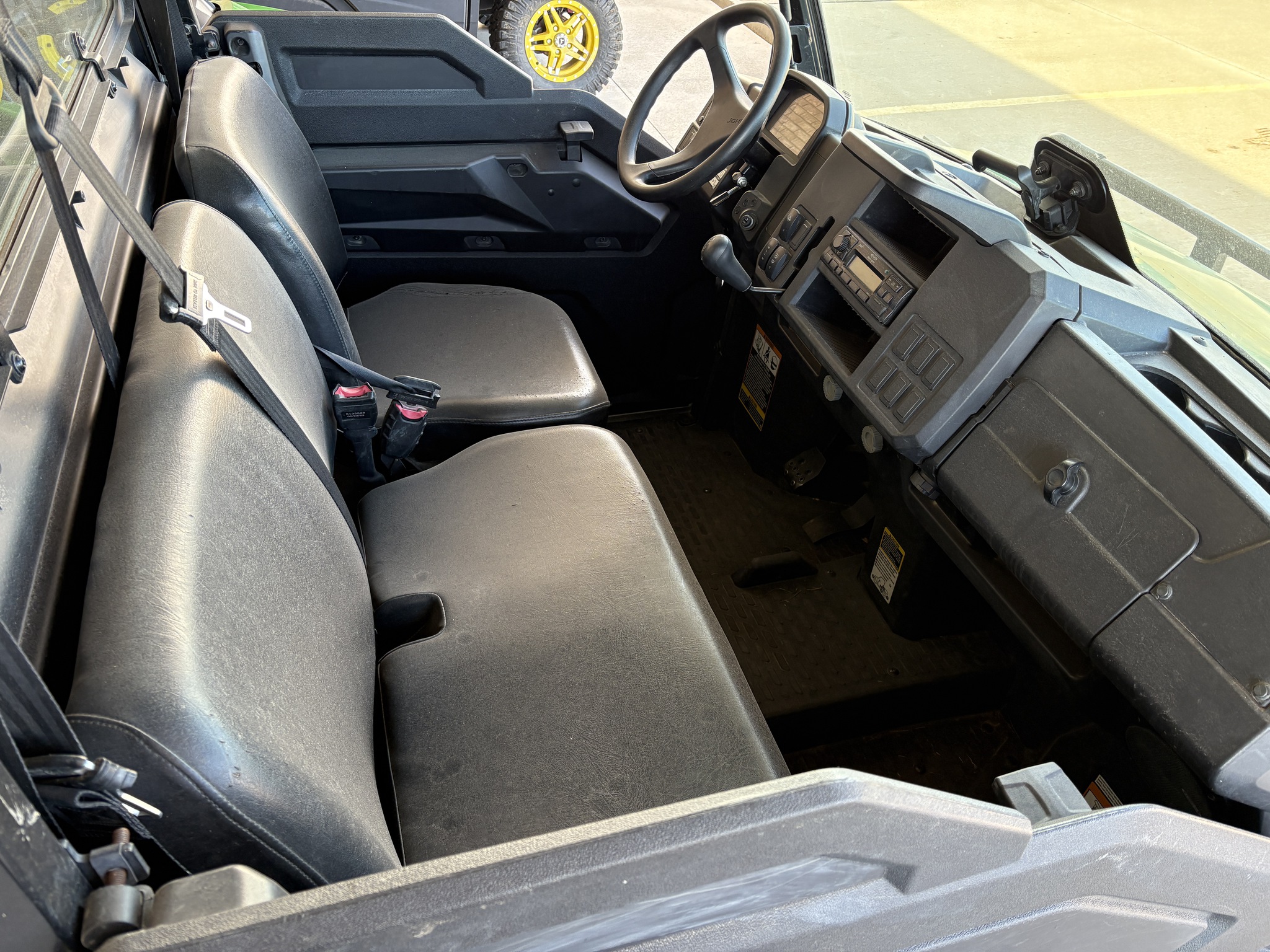 2023 John Deere XUV 835M Image 7