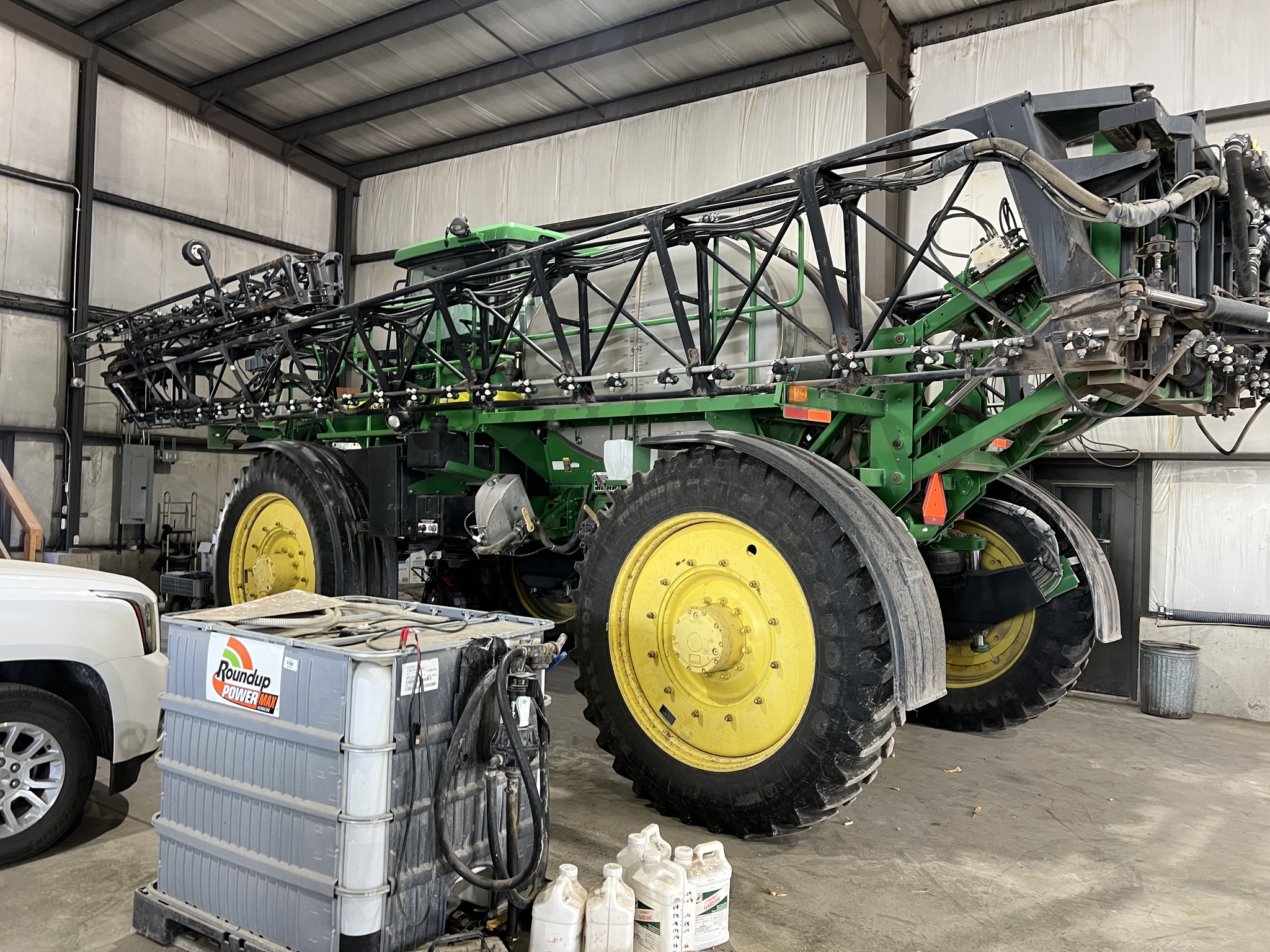 2005 John Deere 4920 Image 1