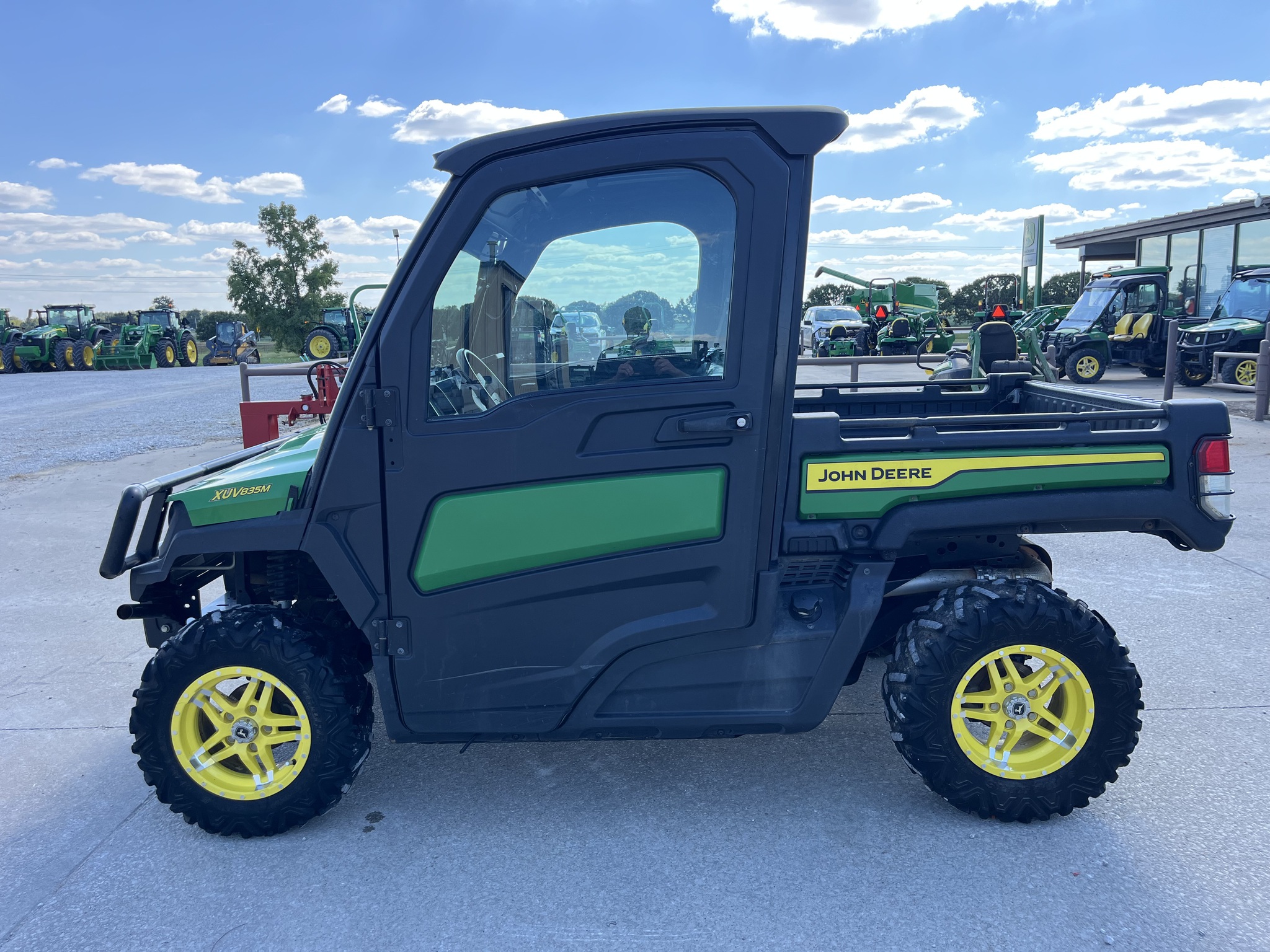  2023 John Deere XUV 835M at Heritage Tractor in Nevada, MO