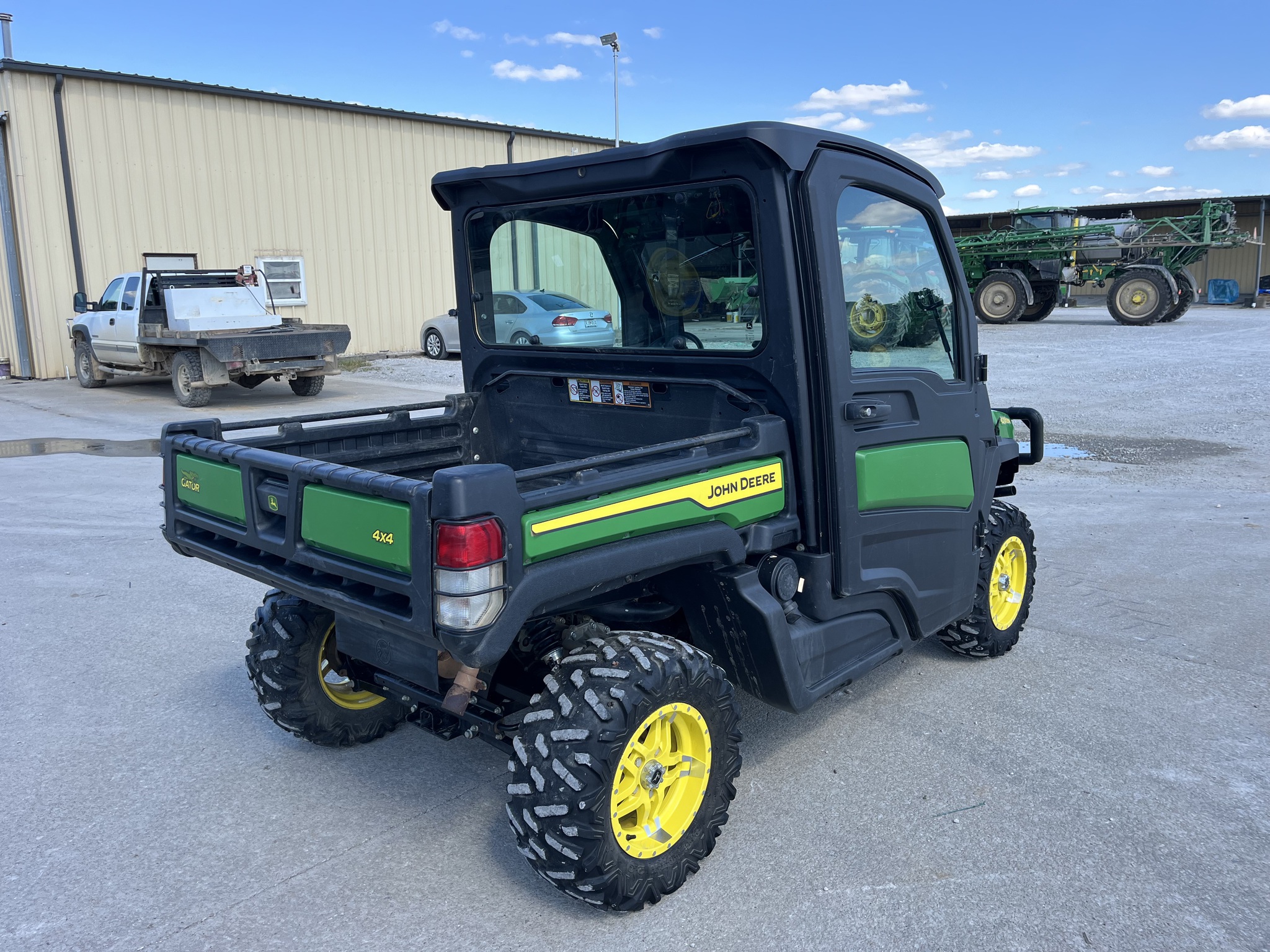  2023 John Deere XUV 835M at Heritage Tractor in Nevada, MO