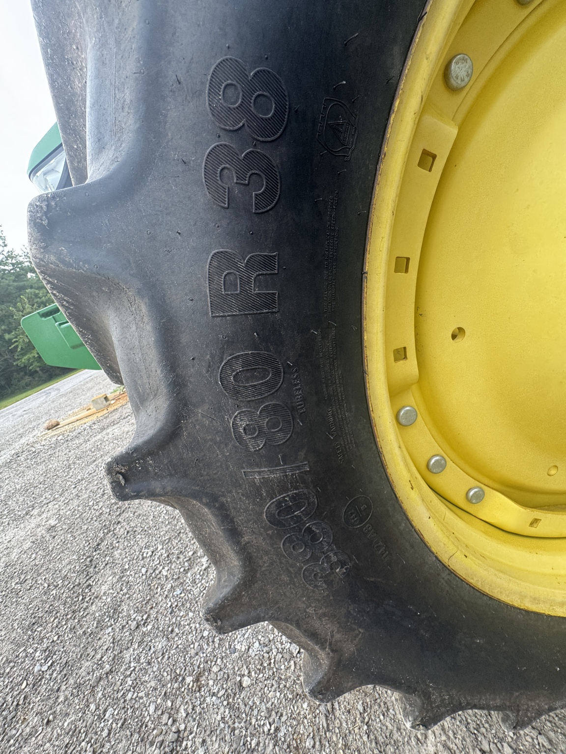 2013 John Deere 8285R Image 4