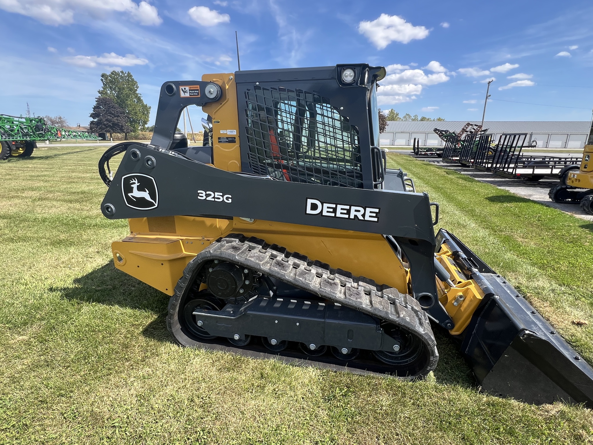 2025 John Deere 325G Image 2