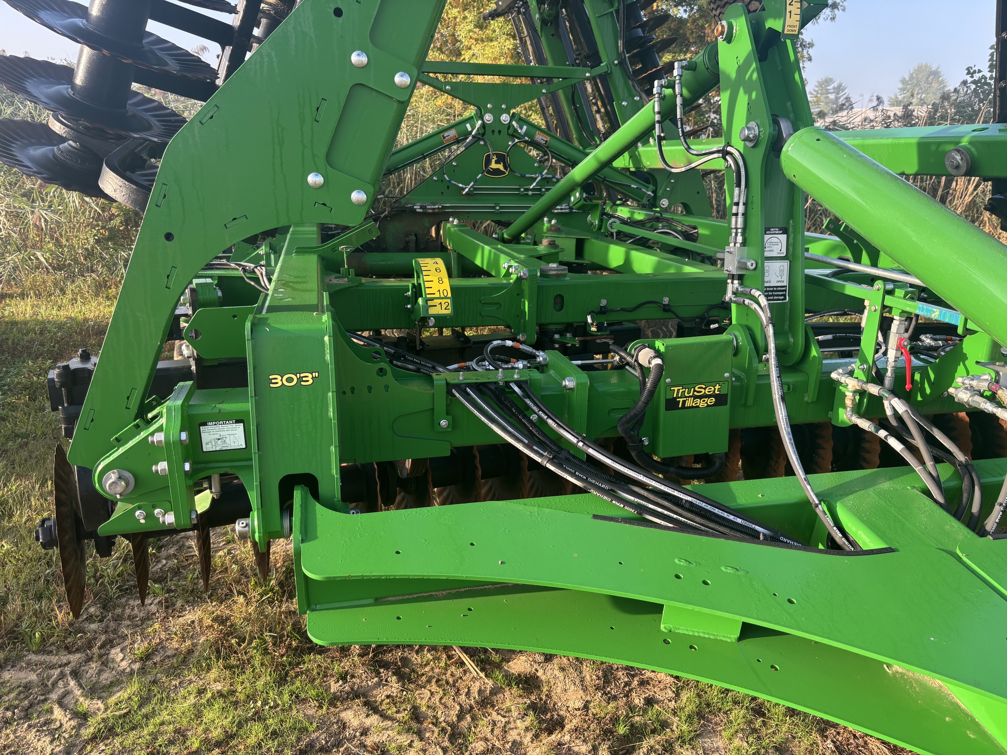 2021 John Deere 2660VT Image 3