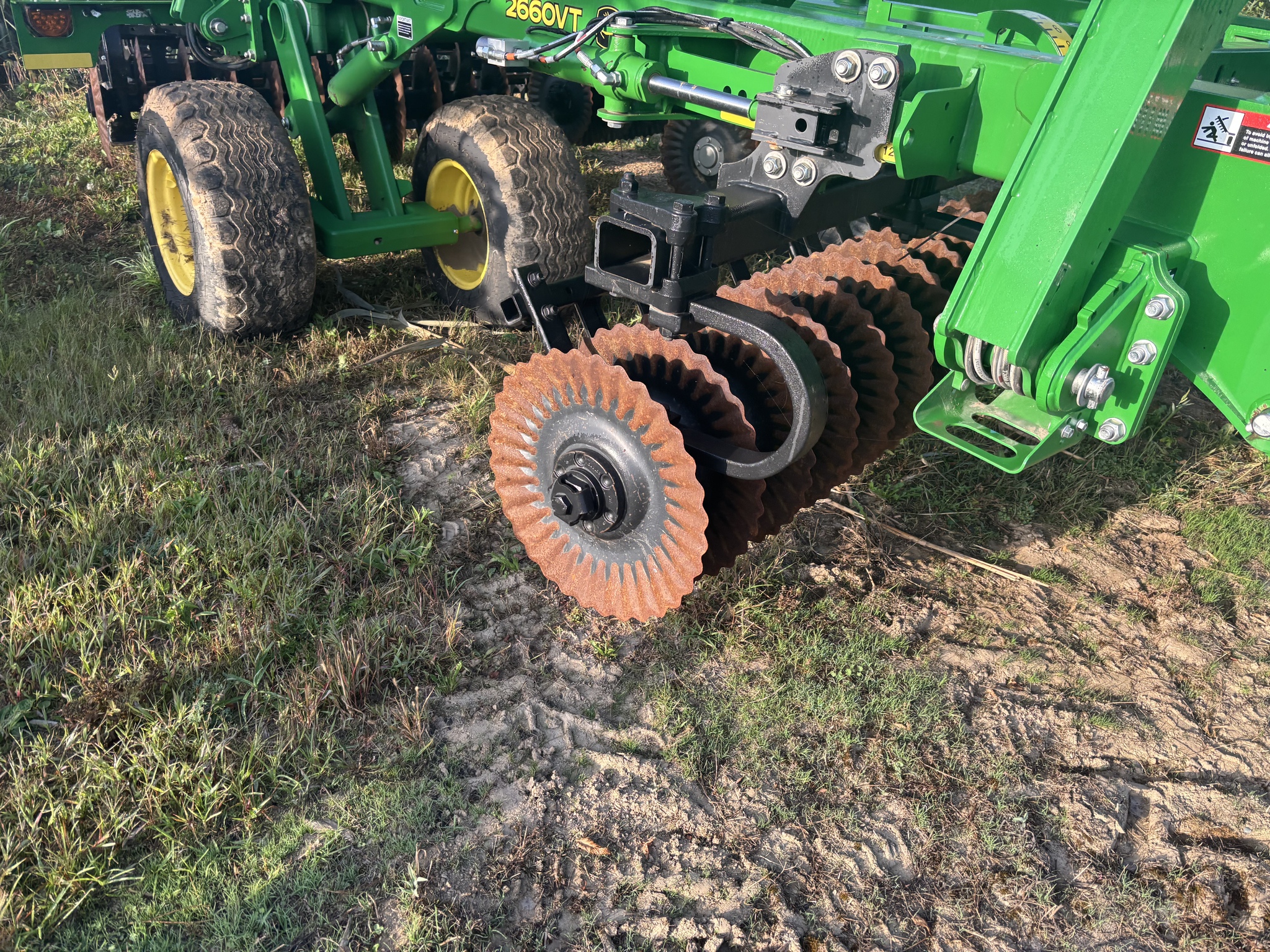 2021 John Deere 2660VT Image 5