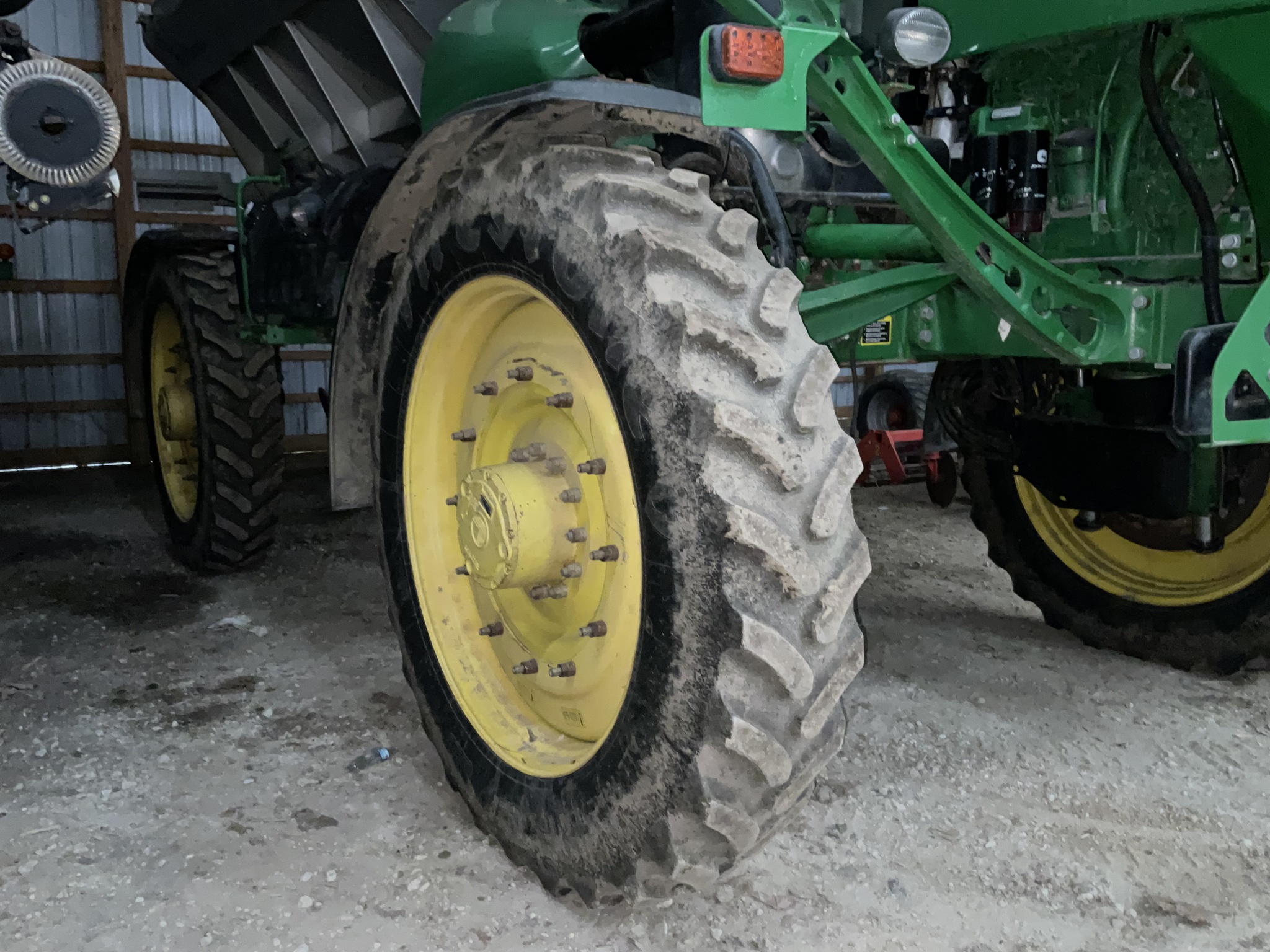 2017 John Deere R4045 Image 13