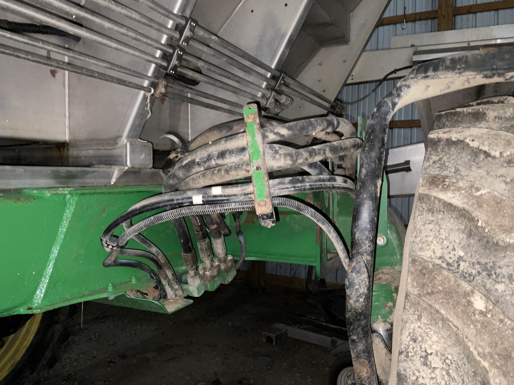2017 John Deere R4045 Image 10