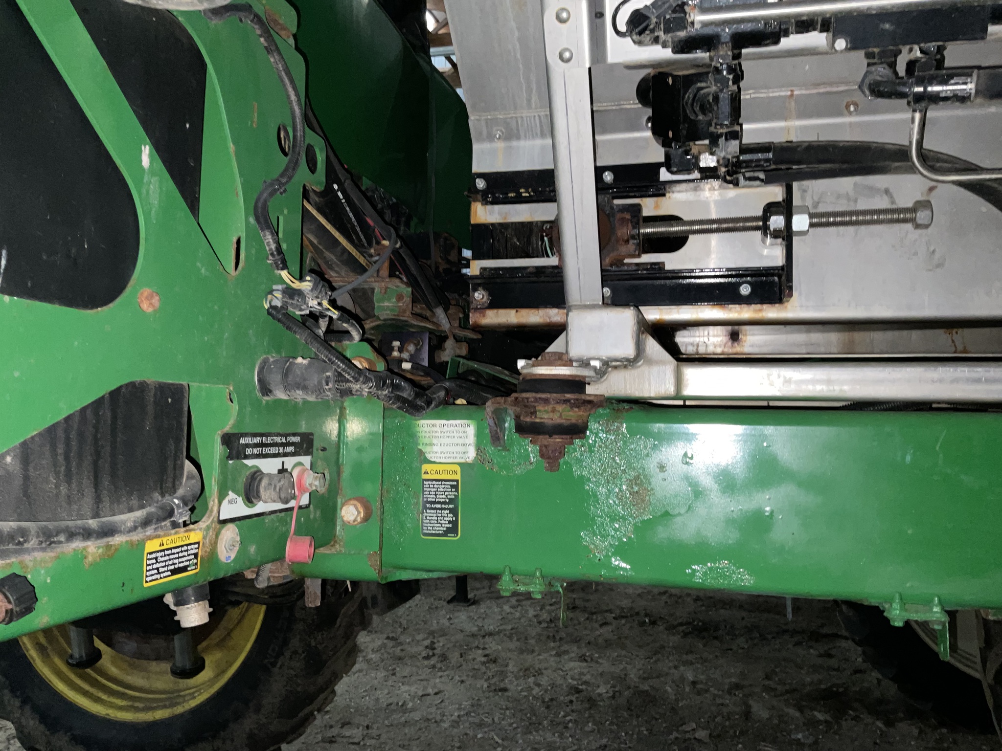2017 John Deere R4045 Image 8