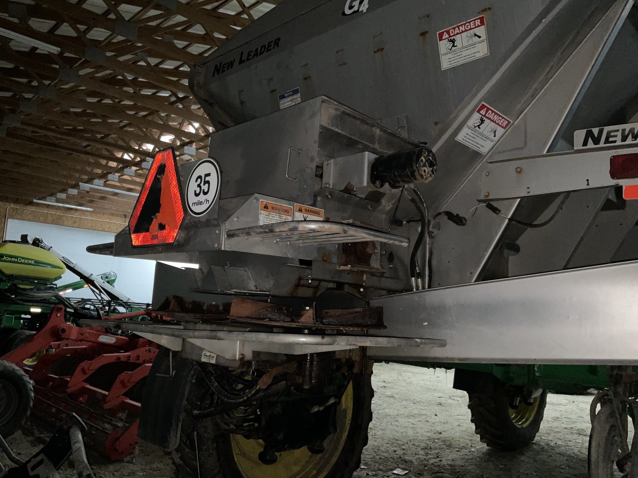 2017 John Deere R4045 Image 14