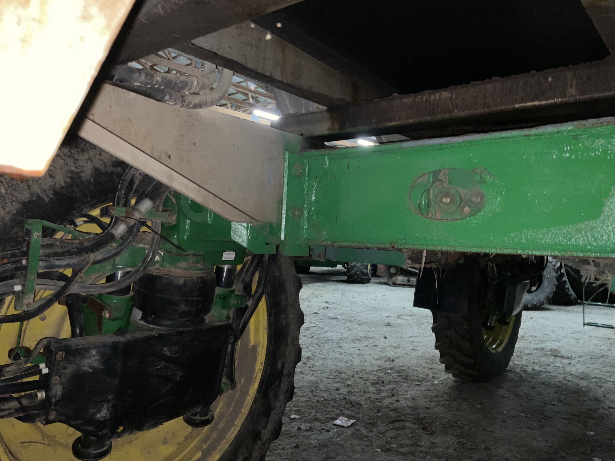 2017 John Deere R4045 Image 6