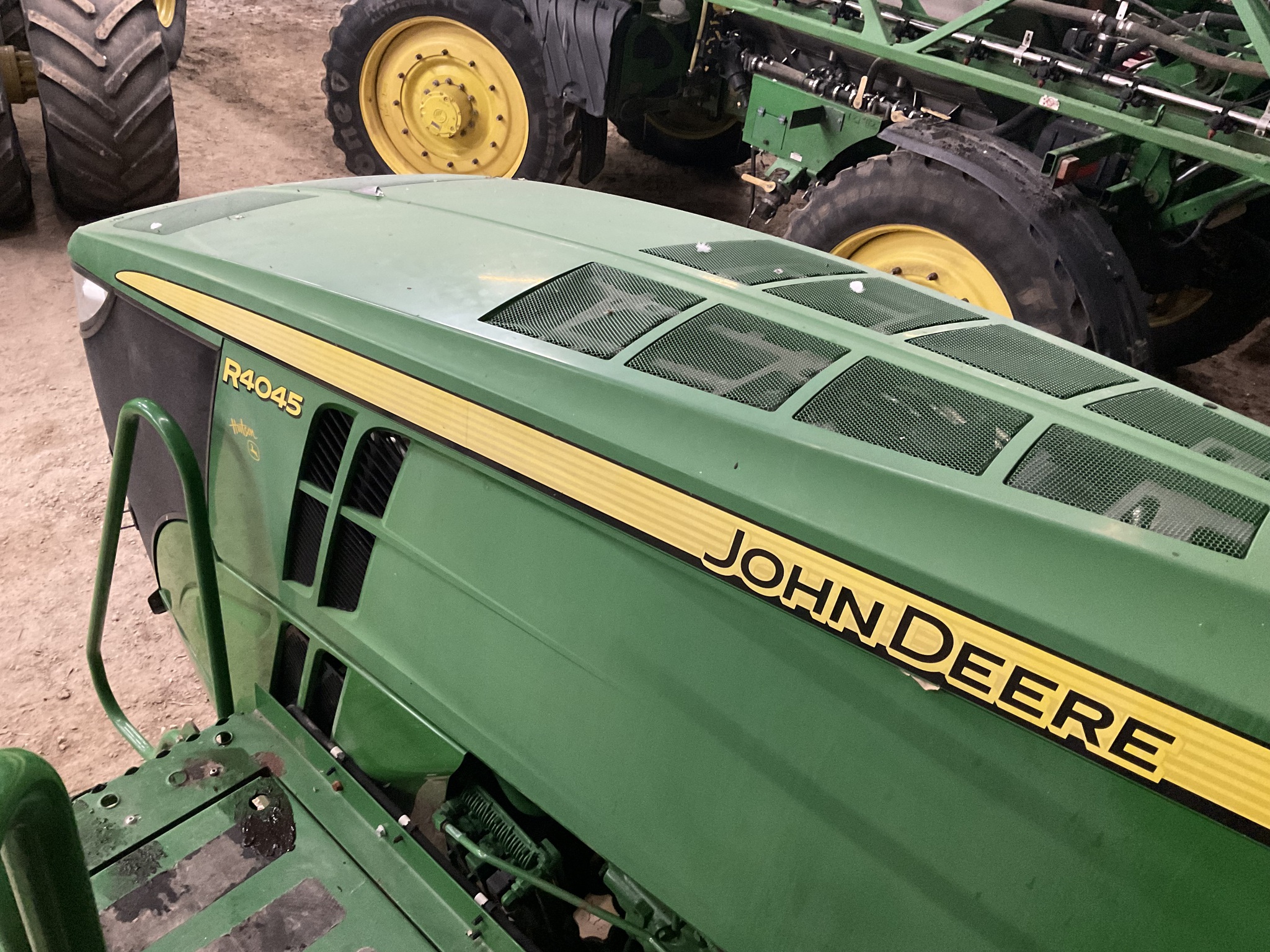 2017 John Deere R4045 Image 3